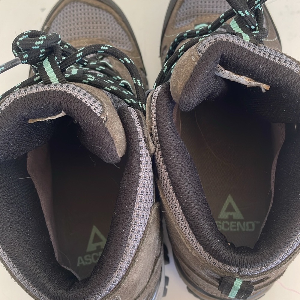 Ascend Women’s Hiking Boots Sz 9M - Picture 6 of 8